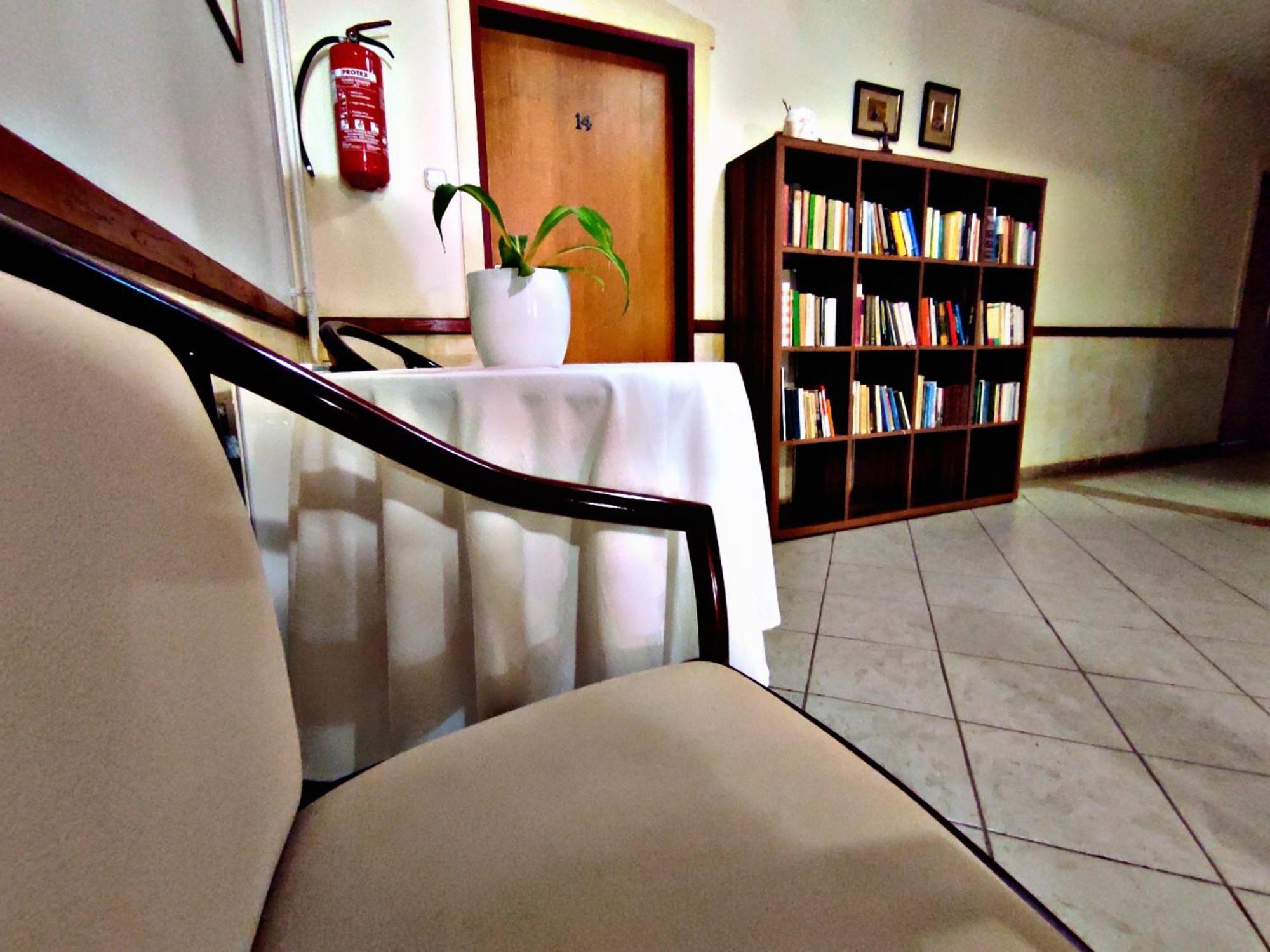 Atrium Hotel 하르카니 외부 사진